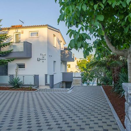 Villa Mmm Vantacici Exterior foto
